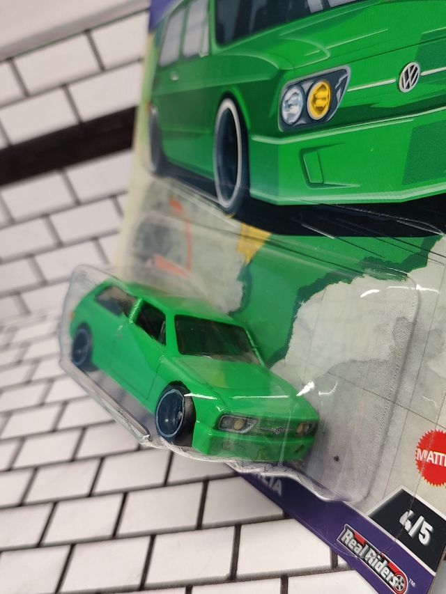 Hot Wheels Volkswagen Brasilia Real Riders