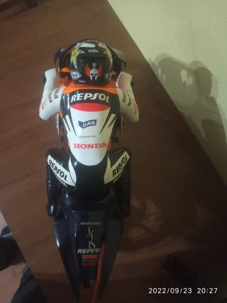 Moto RC Honda Repsol