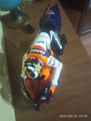 Moto RC Honda Repsol