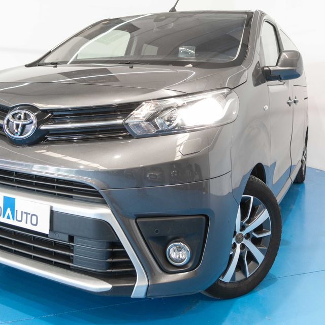 Toyota Proace Family Plus