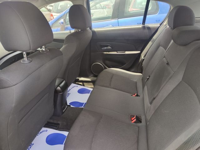 Chevrolet Cruze 2012
