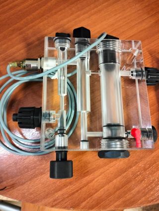 Porta-sondas para piscina