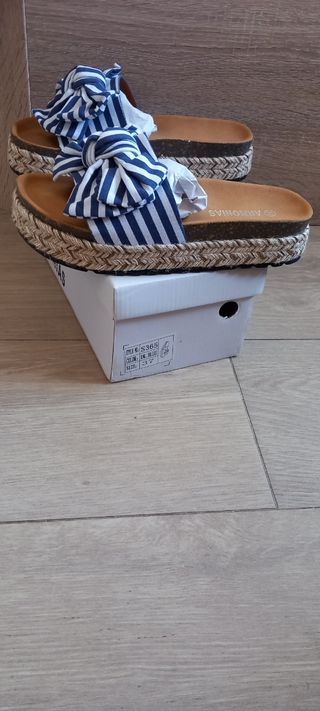 Sandalias con lazo marineras
