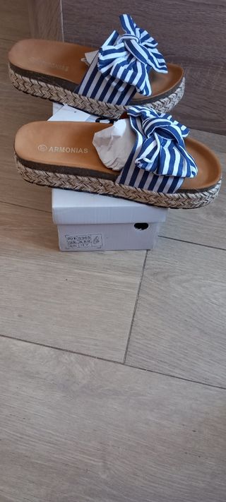 Sandalias con lazo marineras