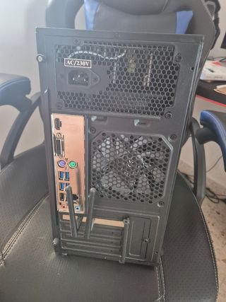 Aerocool PC Gaming trending Pc amd ryzen 7 5700 8X