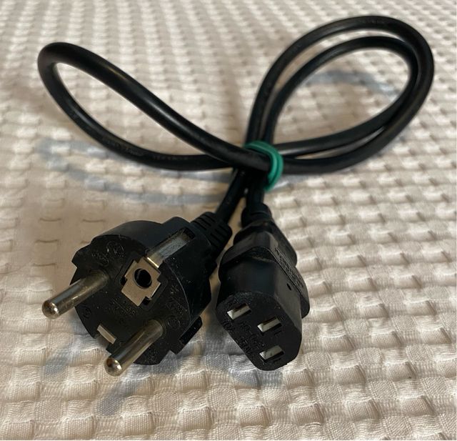 Cable alimentación europeo