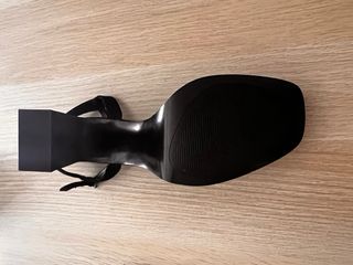 Sandalias tacón negras