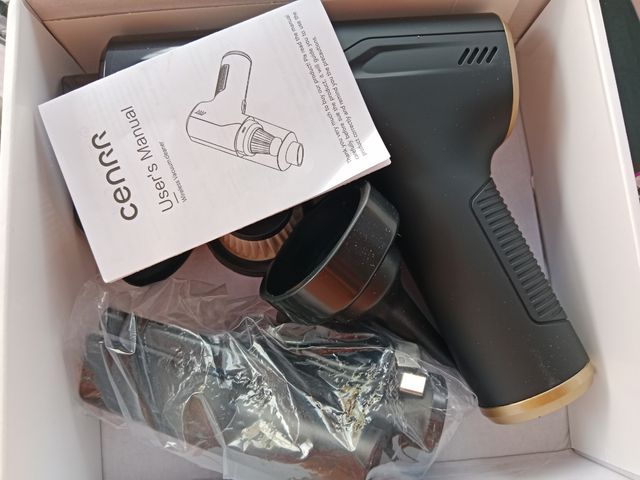 Aspiradora de coche portátil