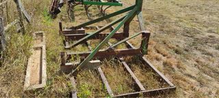 Grada de rejas rastro