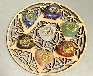Kit 7 Mini Cristais Corações Chakras