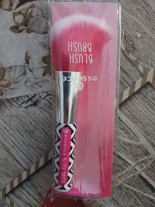 Pennello Blush Essence - NUOVO