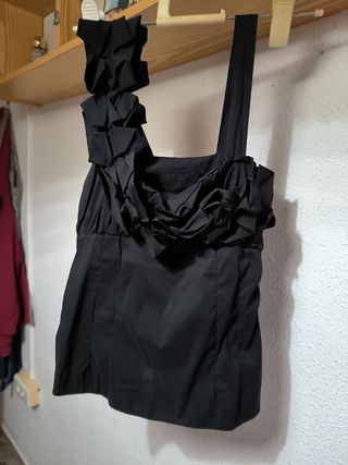 Top negro elegante mujer