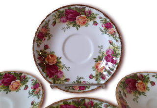 4 platos de 14 cm Royal Albert Old Country Roses