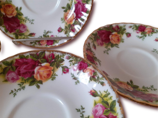 4 platos de 14 cm Royal Albert Old Country Roses