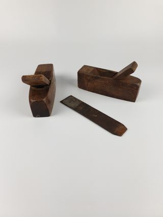 2 Cepillos carpintero antiguos
