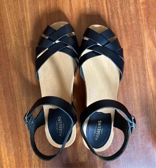 Zuecos Swedish Hasbeens negros, talla 37