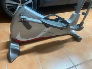 Bicicleta elíptica BH