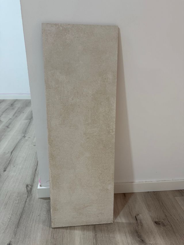 Azulejo suelo o pared gris claro