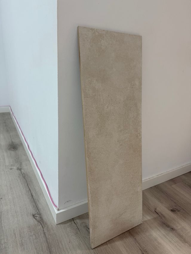 Azulejo suelo o pared gris claro