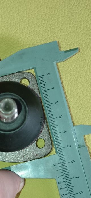 Rótula suspensión superior dcha/izq Renault 4,5,6.