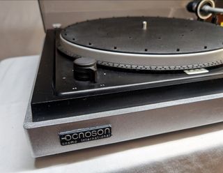 Tocadiscos Ocnoson CT 1800