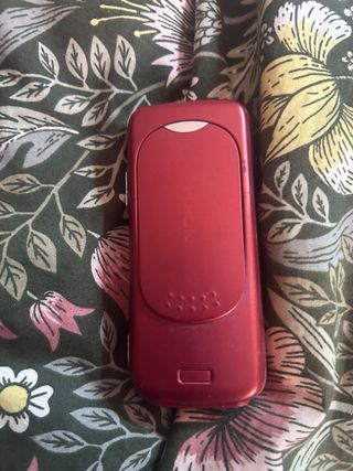 Nokia N70 - teléfono móvil beige y gris