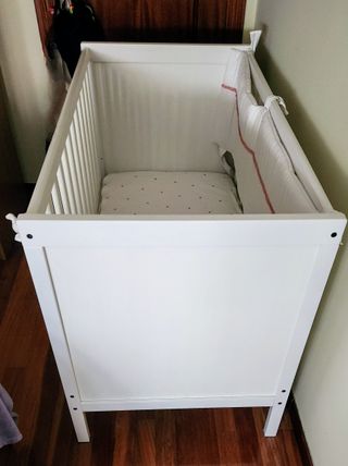 Cuna Ikea + colchón bebé