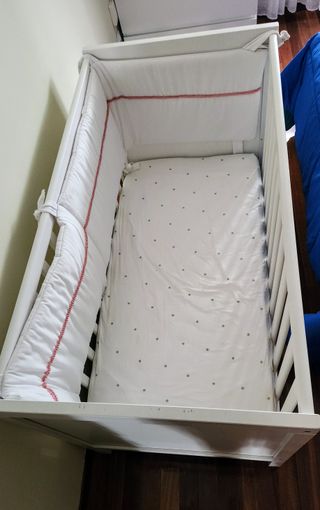 Cuna Ikea + colchón bebé