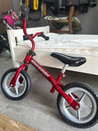 Chicco Red Bullet - Bicicleta sin pedales