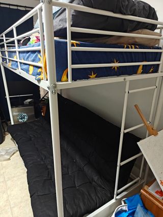 Cama alta con sofá cama - Blanca y Negra