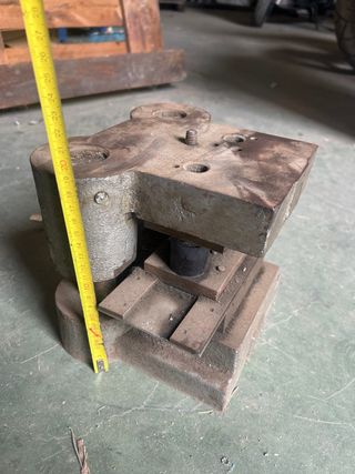 Porta toquel matriceria industrial