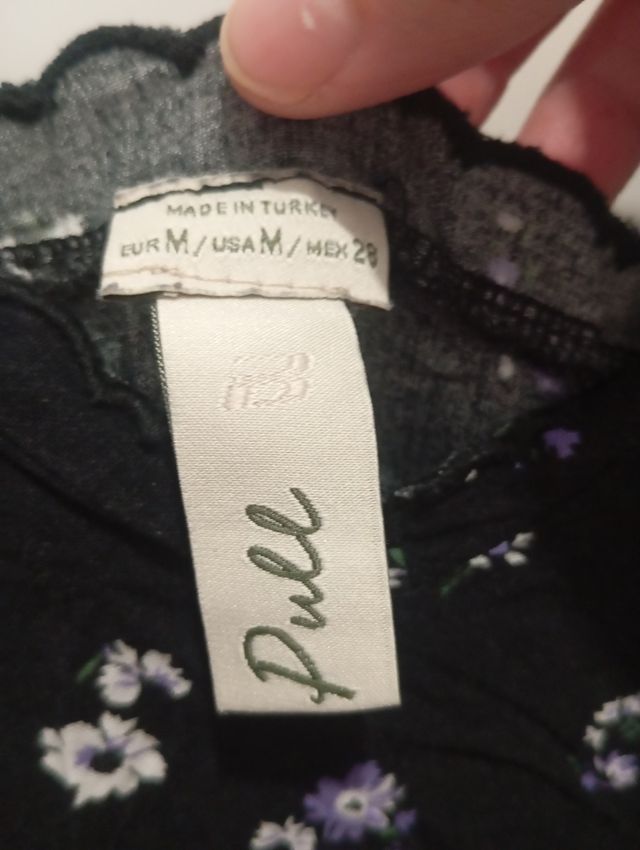 Vestido Pull&Bear negro - floral