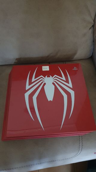 PS4 Pro (PlayStation 4) Spider-Man Rojo