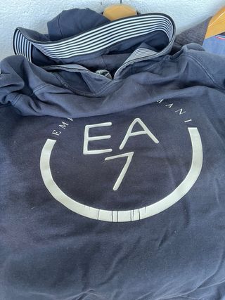 Sudadera Emporio Armani EA7 talla S