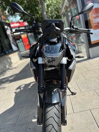 BMW F 900 R A2