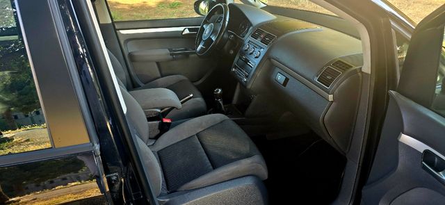Volkswagen Touran 2014
