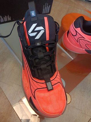 Zapatillas Baloncesto Jordan Luka 2- Naranja y Neg