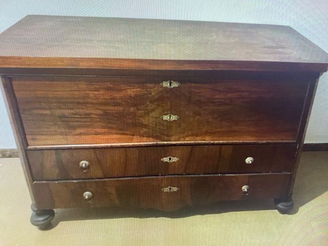 Muebles antiguos de madera