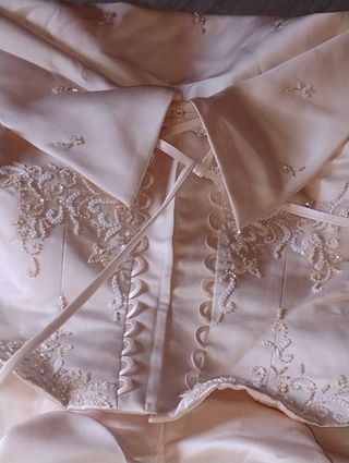 Vestido novia beige usado