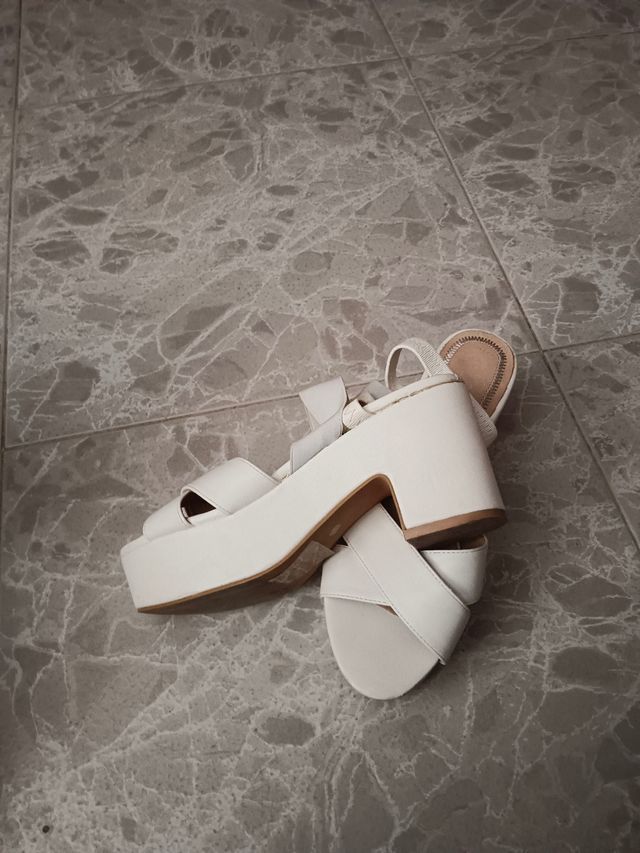 Zapatos plataforma blancos