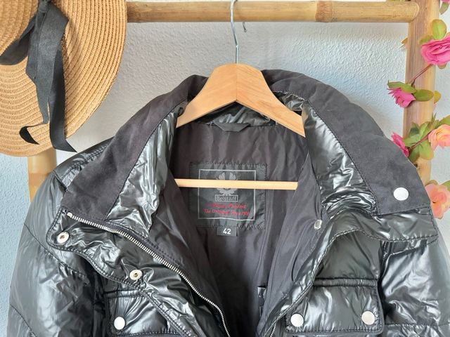 Plumas Belstaff negras