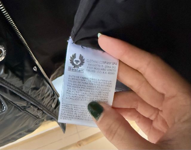 Plumas Belstaff negras