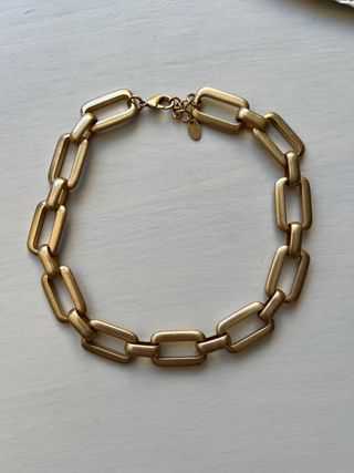 Collar dorado Zara