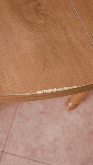 Mesa comedor + 2 sillas