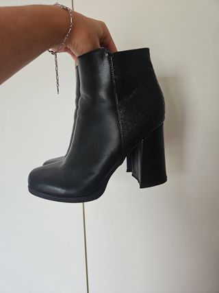 Botines negros tacón grueso