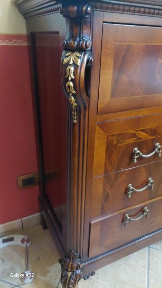 Comodino legno stile antico