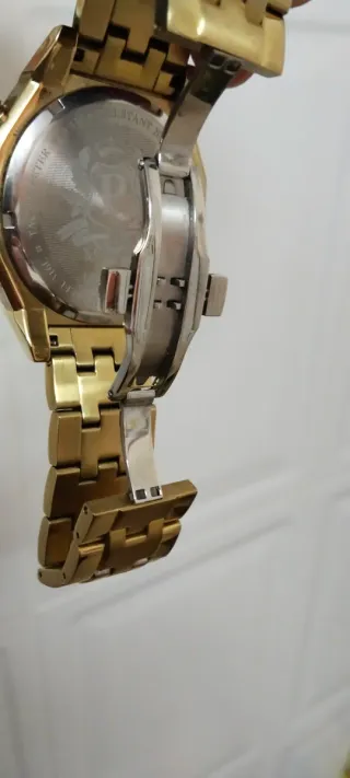 Reloj LANSCOTTE DORADO"SIN NINGUN RAYON"EN LA PANT