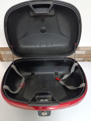 Base + maleta Givi 2 cascos