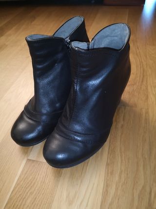 Botines Yokono negros, talla 37