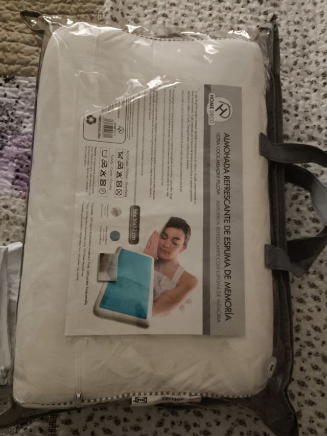 Almohada viscoelástica HOME-DECO + funda IKEA